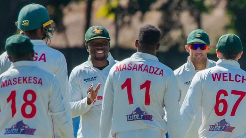 Wellington Masakadza picked up four wickets