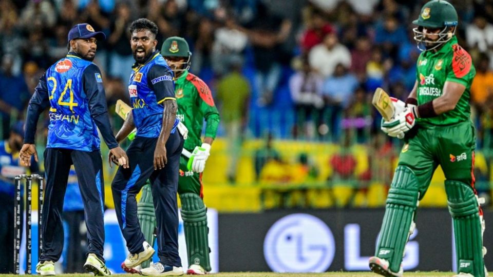 Bangladesh had a promising start to the chase, but then went down in a heap