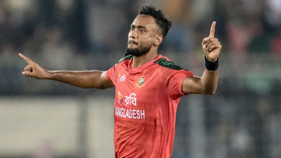Shoriful Islam finished with a match-winning 3 for 17