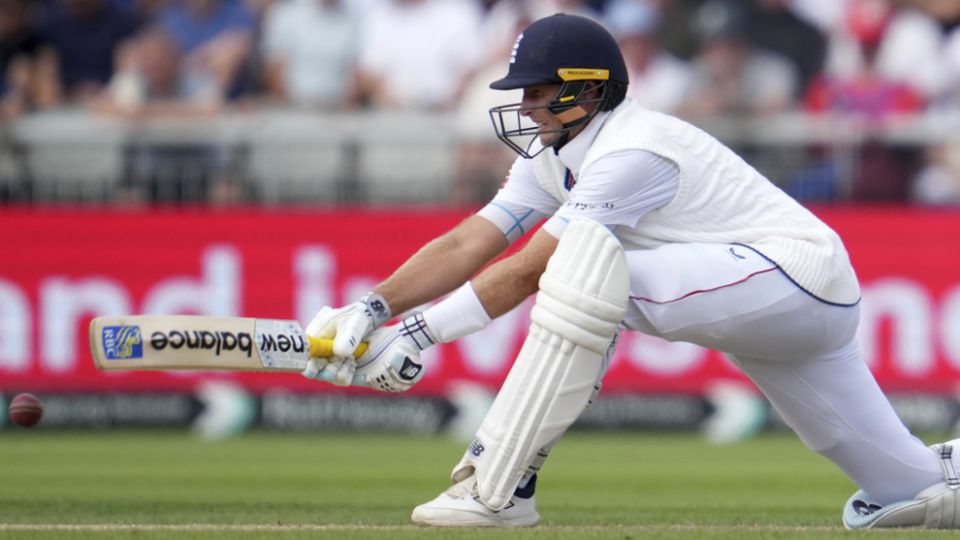 Joe Root grew in confidence as he batted longer