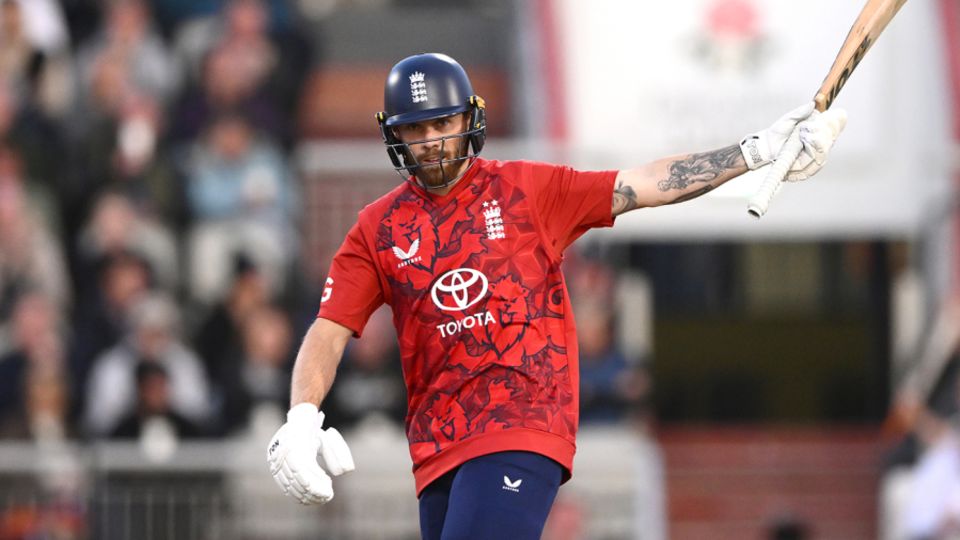 Phil Salt strikes at 144.80 in the first over of games