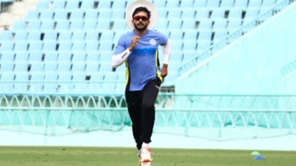Nitish Kumar Reddy warms up