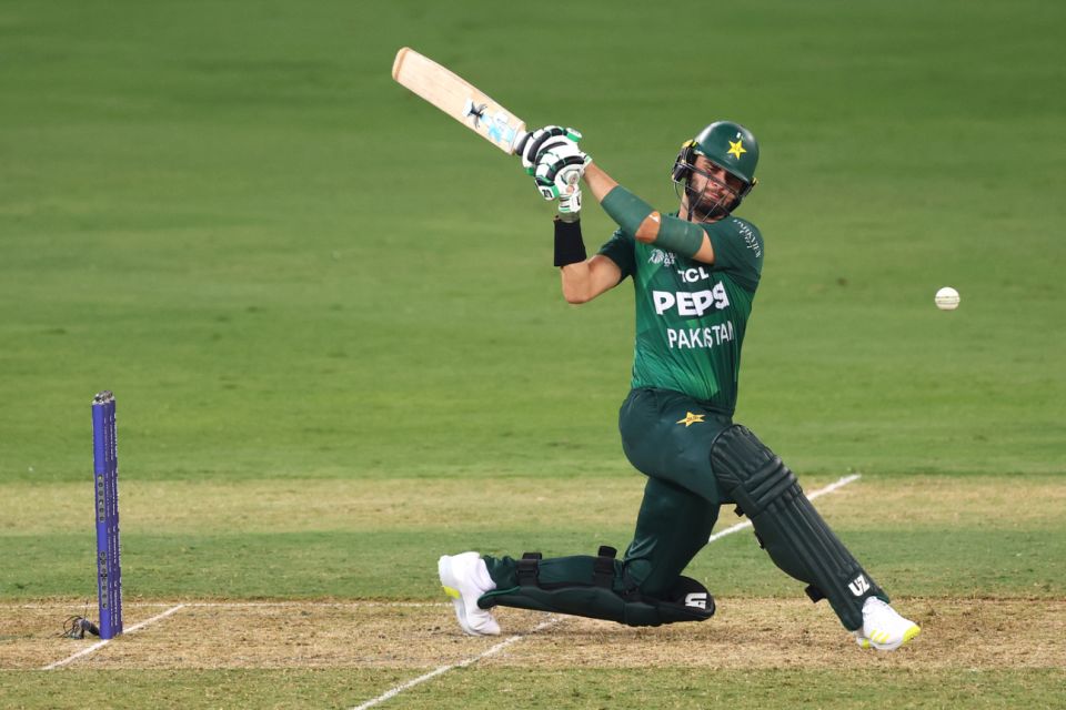 Shaheen Shah Afridi's cameo took Pakistan from a middling total to a defendable one