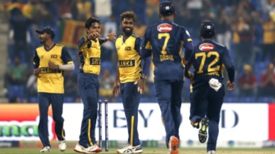 Nuwan Thushara got three wickets in his first three overs