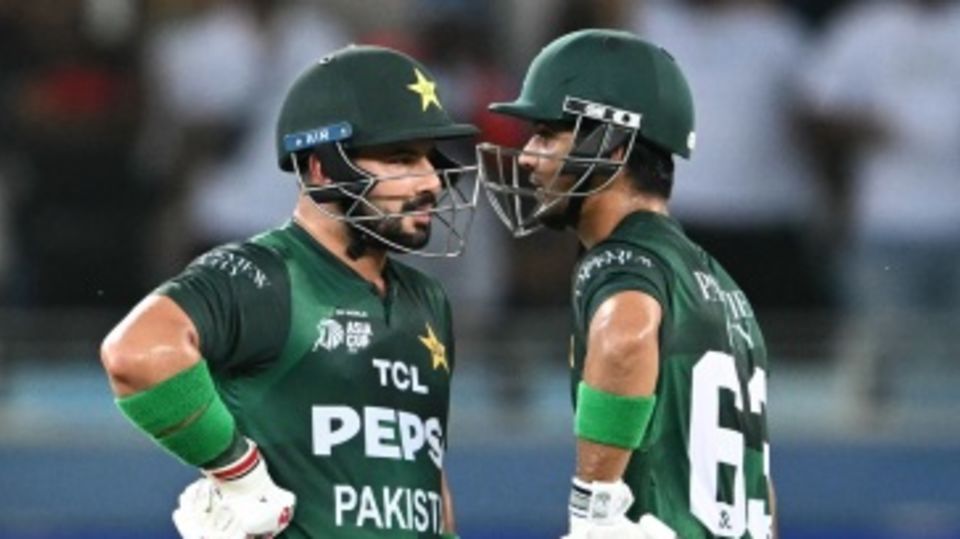 Sahibzada Farhan and Saim Ayub added 72 runs off 49 balls for the second wicket