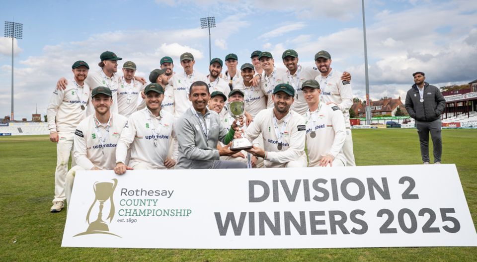 Last year Handscomb led Leicestershire to the County Championship Division Two title, though he missed the final three matches