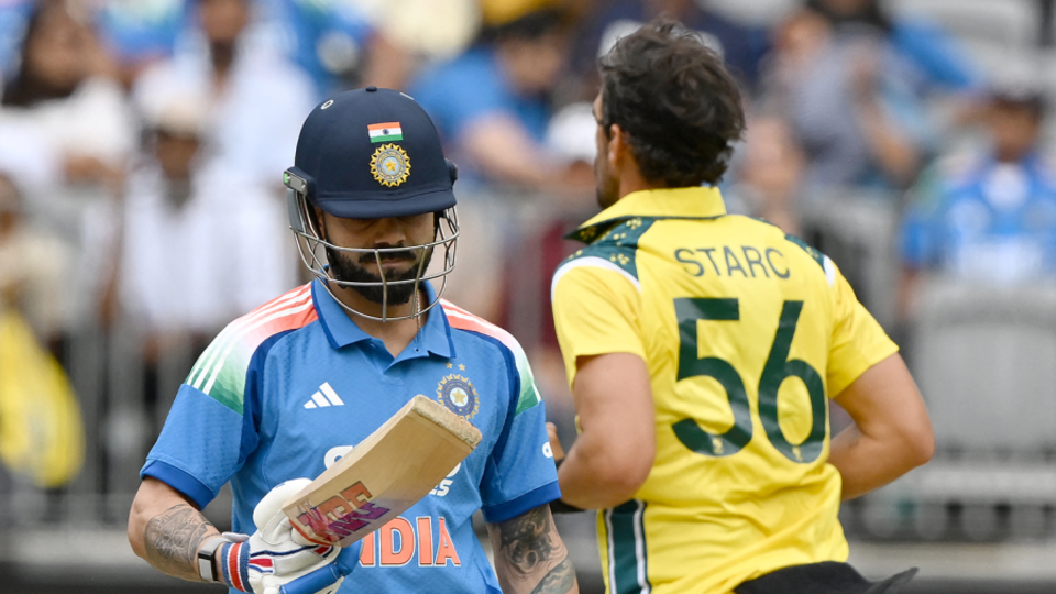 Mitchell Starc dismissed Virat Kohli for a duck in Perth