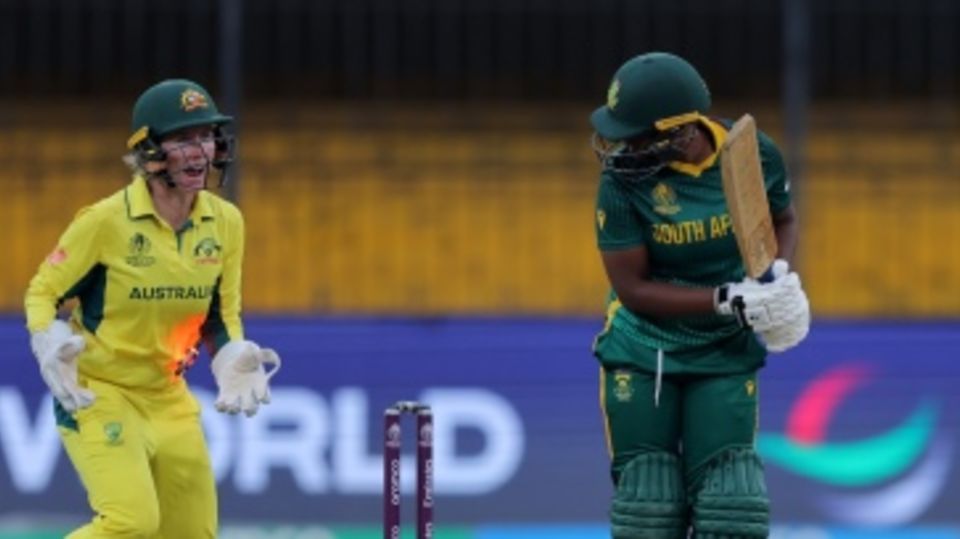 Masabata Klaas lost her off stump to Alana King