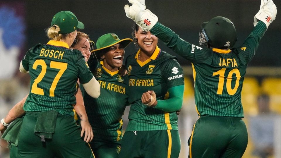 That's the win, and South Africa are in the final
