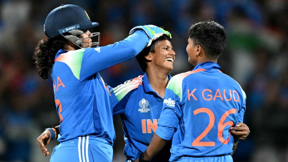 Deepti Sharma derailed South Africa's chase in the death overs