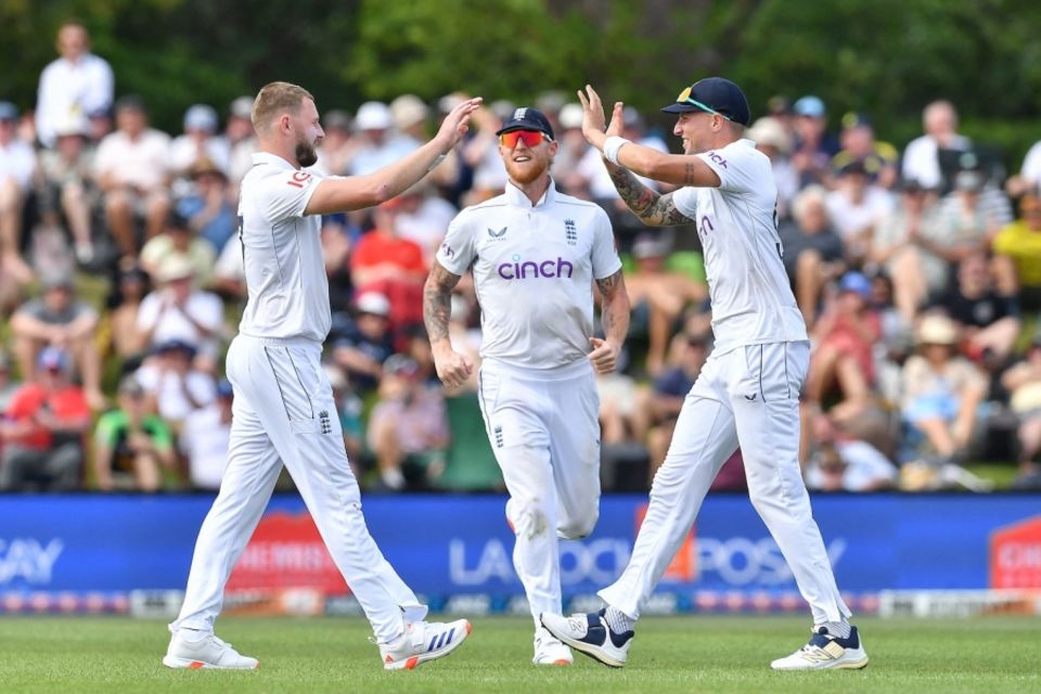 Seven solid seamers but England's pace attack lacks a clear leader