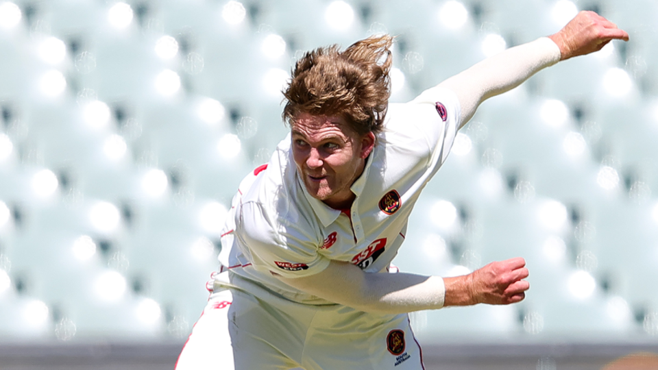 Henry Thornton claimed key top-order wickets