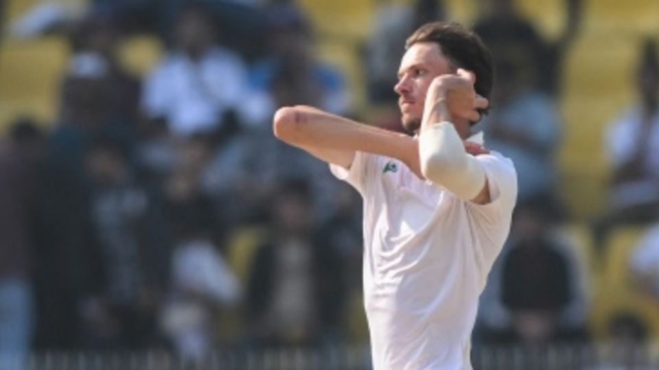 Marco Jansen zooms in to bowl