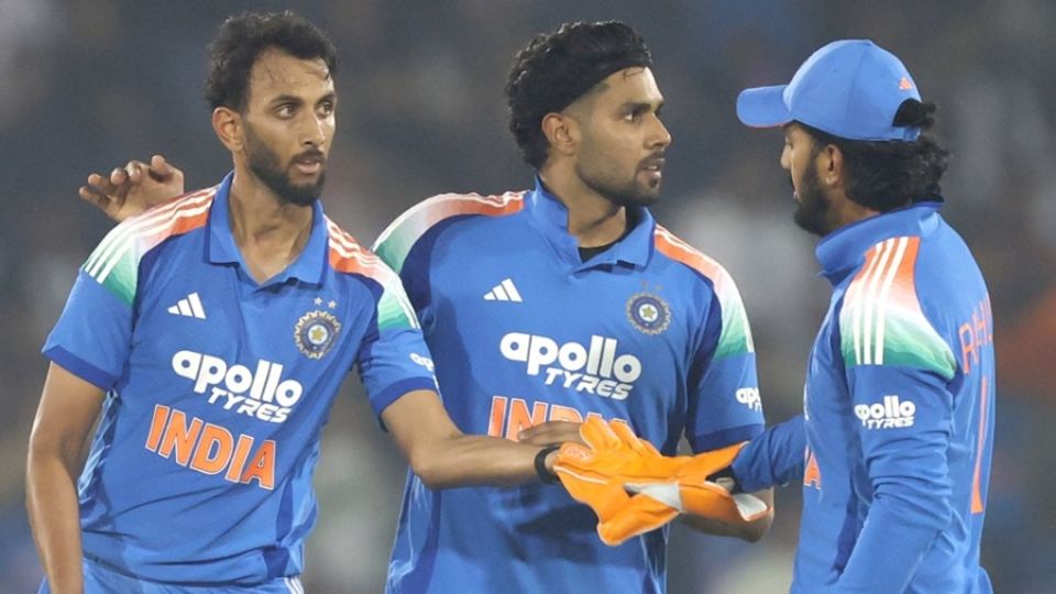 Only one India bowler bowled 10 overs and leaked under six runs an over