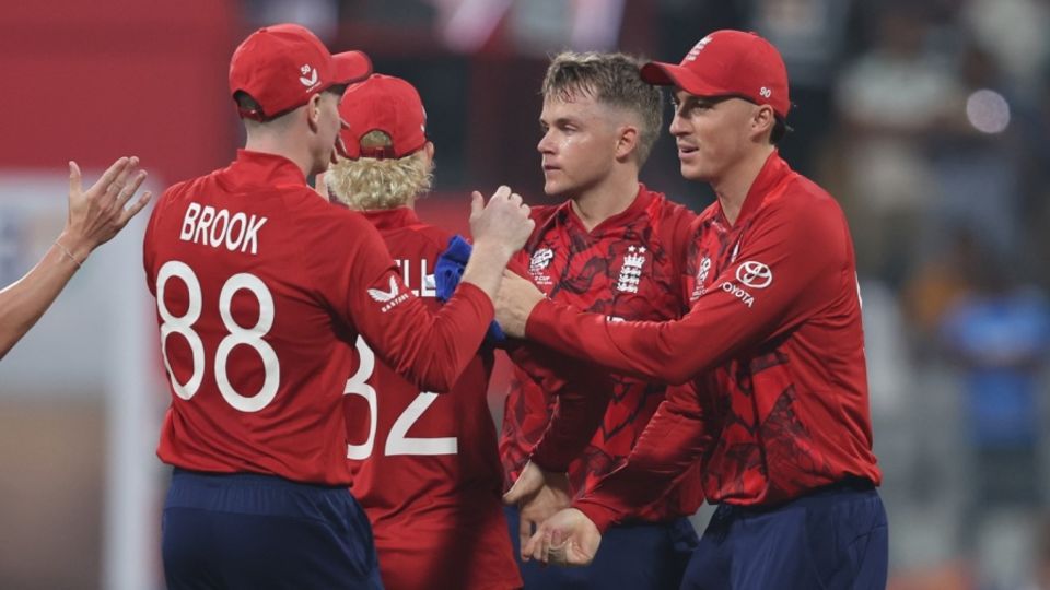 Sam Curran defended nine off the final over