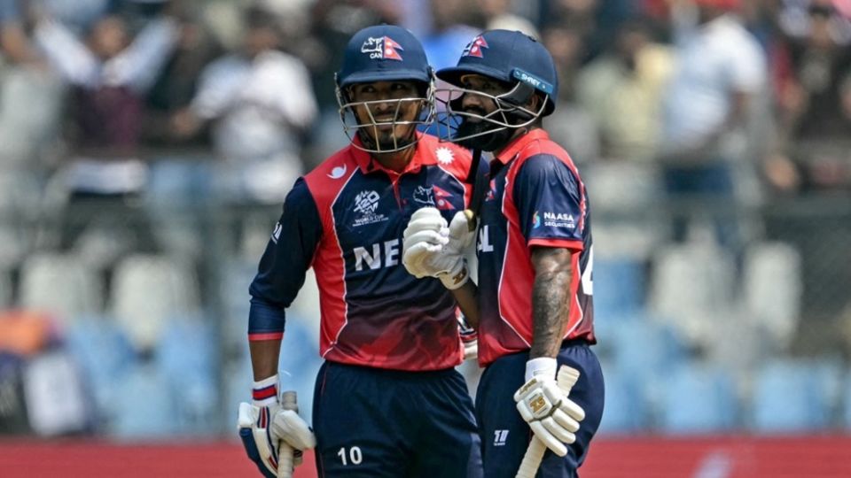 Dipendra Singh Airee and Sompal Kami put on 54 runs off 26 balls