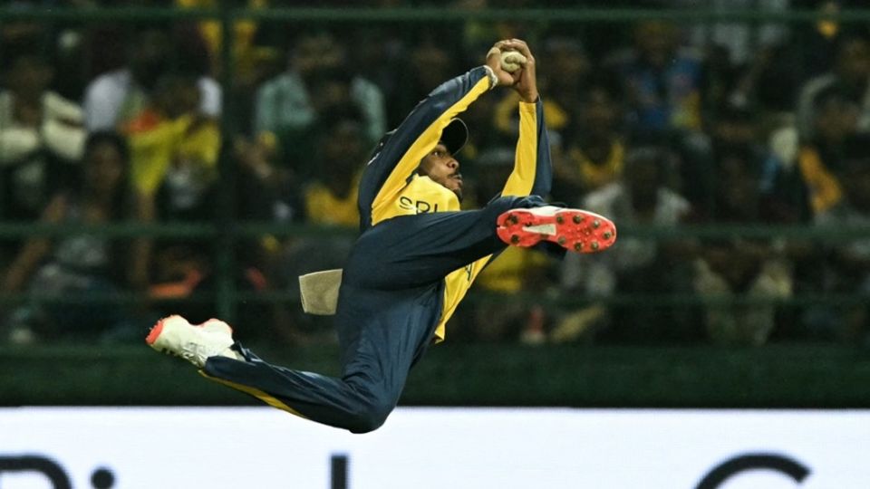 Pathum Nissanka took a stunning catch to send back Glenn Maxwell