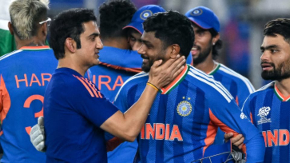 Sanju Samson and Gautam Gambhir celebrate