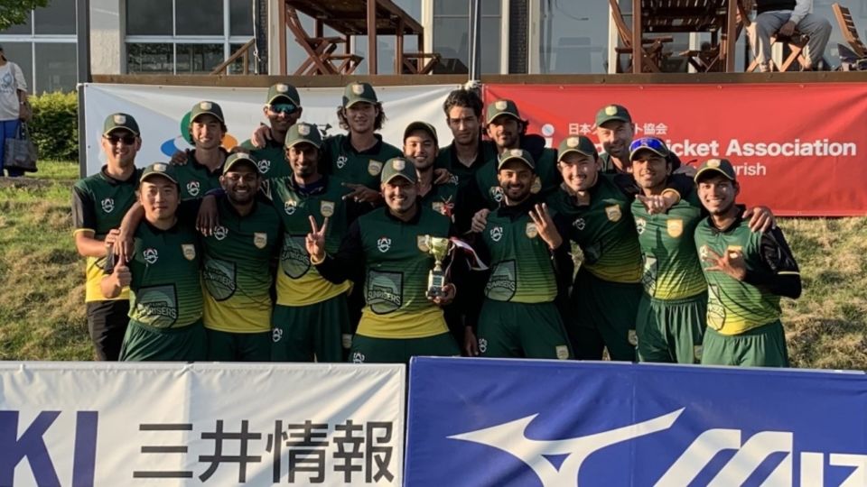East Kanto Sunrisers celebrate after winning the 2025 Japan Premier League