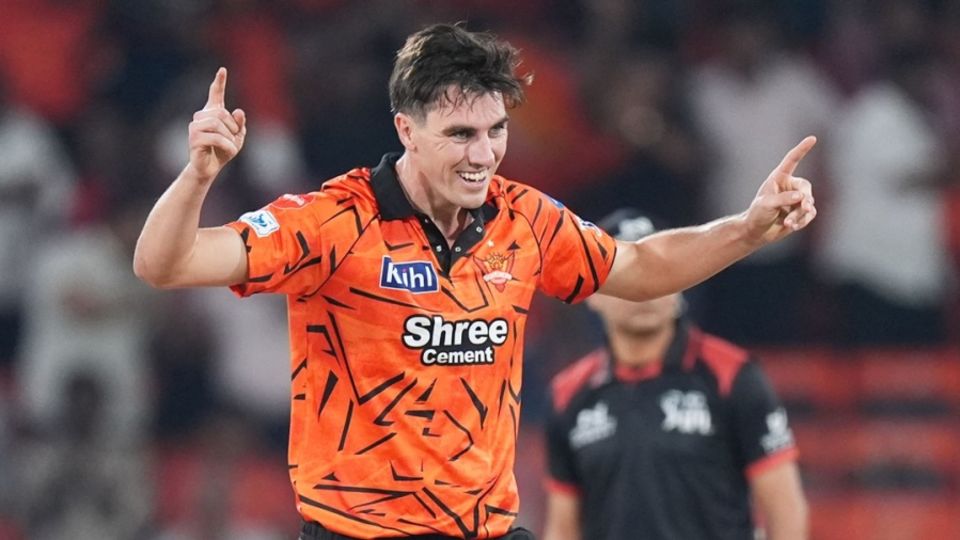 Pat Cummins landed an early blow by removing the dangerous Priyansh Arya