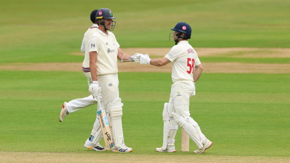 Ryan Hadley and Sean Dickson put on a stand worth 114
