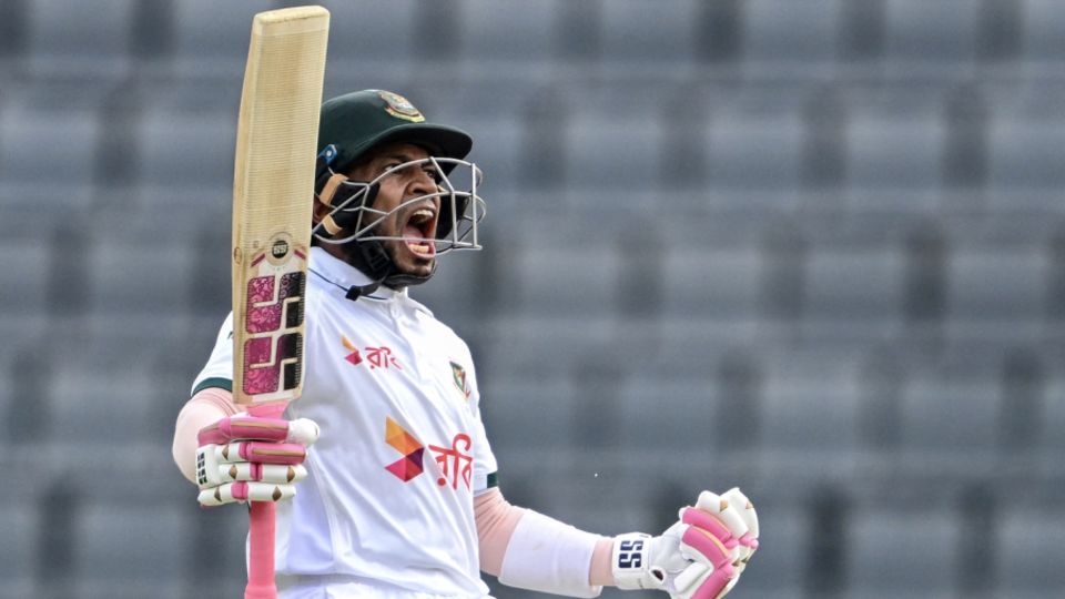 Mushfiqur Rahim brought up his century with a passionate celebration