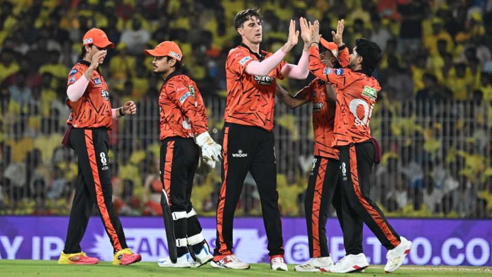Pat Cummins landed a blow in his first over