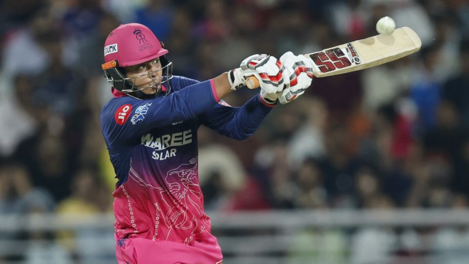 Vaibhav Sooryavanshi played Tennis-style shots in the 16th over