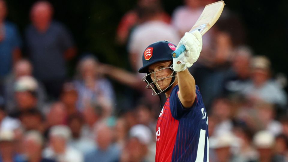 Michael Pepper slammed an aggressive fifty