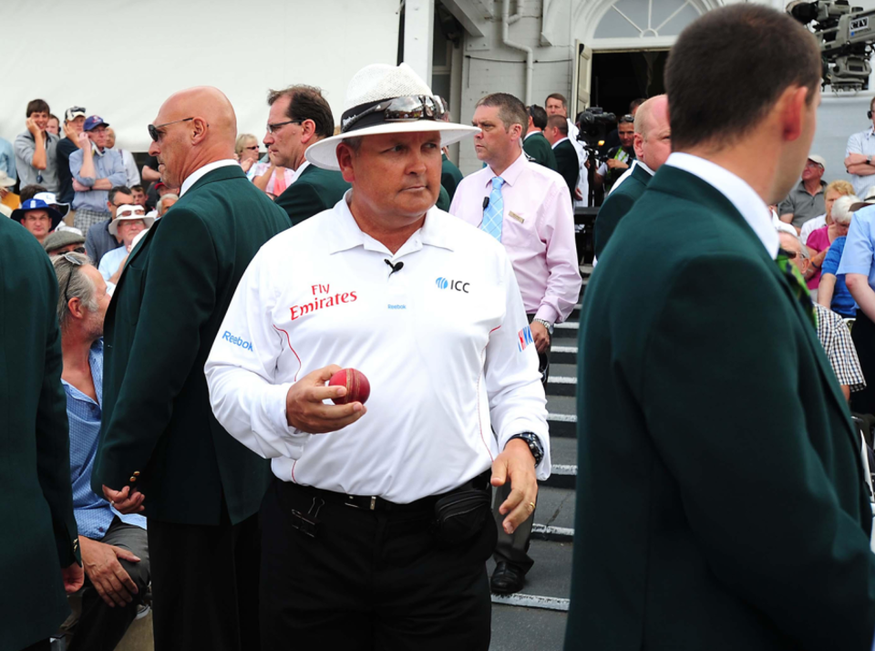 Marais Erasmus walks out to officiate the 2011 Trent Bridge Test between England and India, a series without DRS