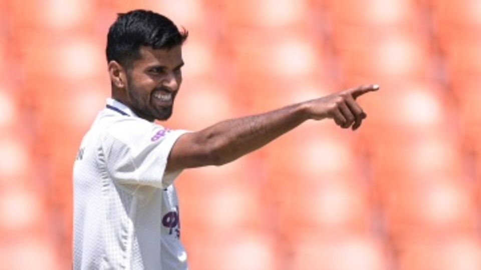 Washington Sundar celebrates a wicket