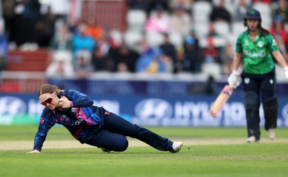 Kirstie Gordon took three wickets in an over to derail the chase