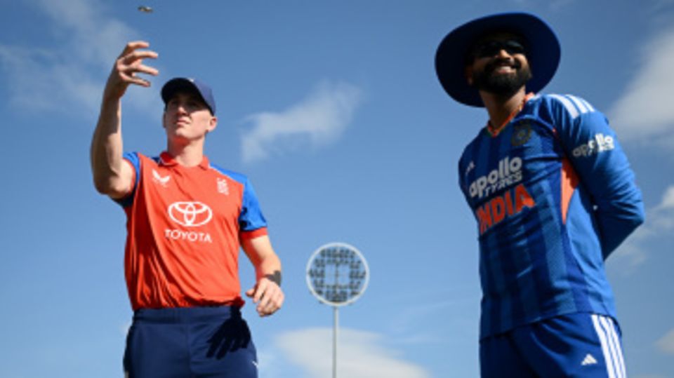 Harry Brook and Shreyas Iyer at the toss