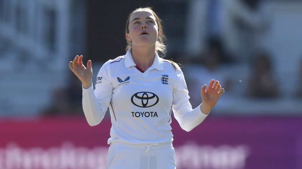 Mady Villiers and England were made to toil on a hot day