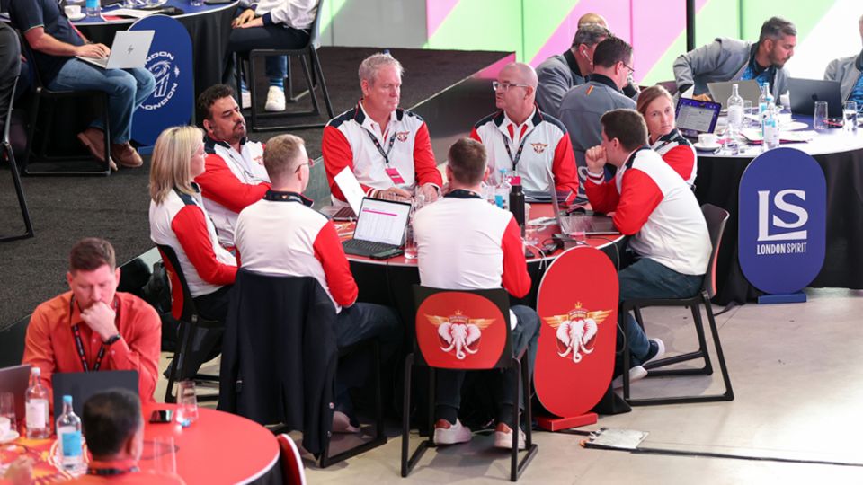 Tom Moody, Mott and Meg Lanning were part of the Manchester Super Giants table at the auction