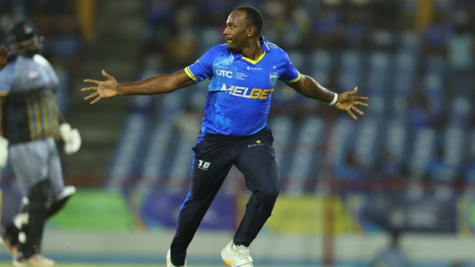 Matthew Forde bagged 4 for 29 and scored 11 with a four and a six