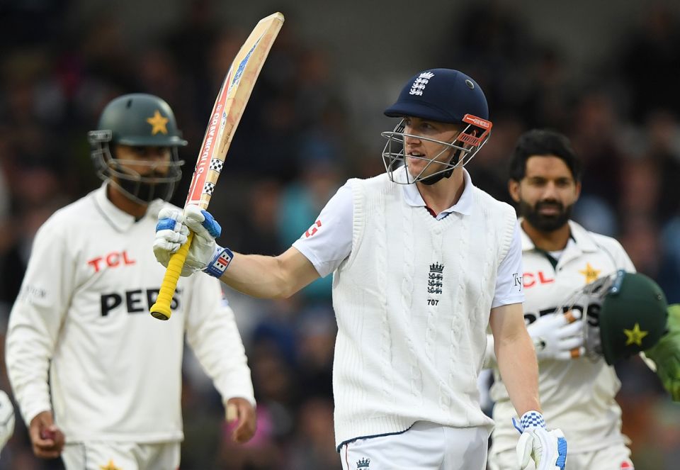 Harry Brook completed fifty in just 55 balls, but fell short of his hundred