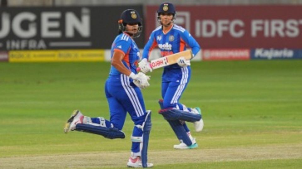 Shafali Verma and Smriti Mandhana shared a 129-run opening stand