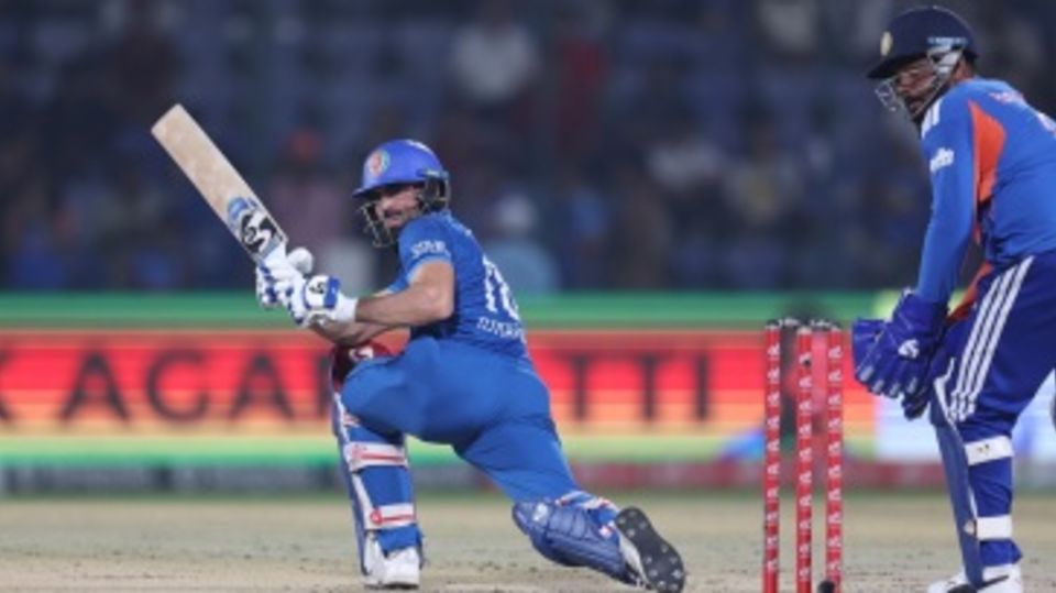 Ibrahim Zadran made 37 off 33