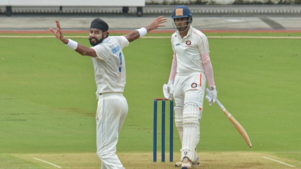 Gurjapneet Singh claimed four wickets