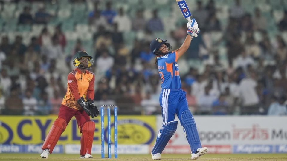 Harmanpreet Kaur was back to her big-hitting self in Raipur