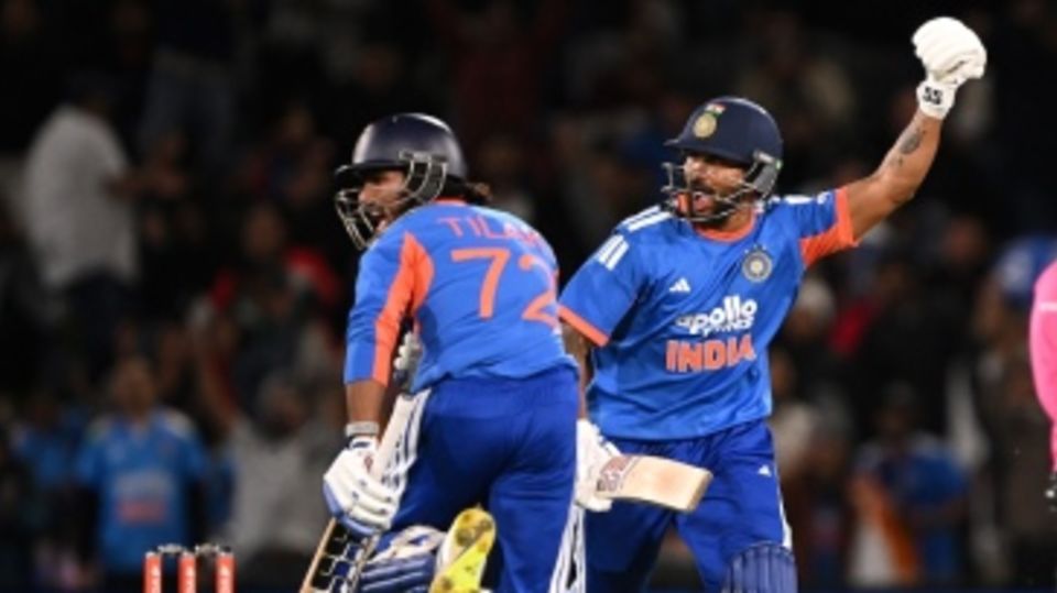 Tilak Varma and Nitish Kumar Reddy complete the winning run