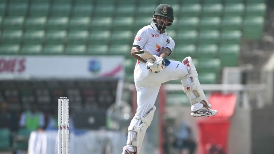 Shadman Islam finished the day unbeaten on 99