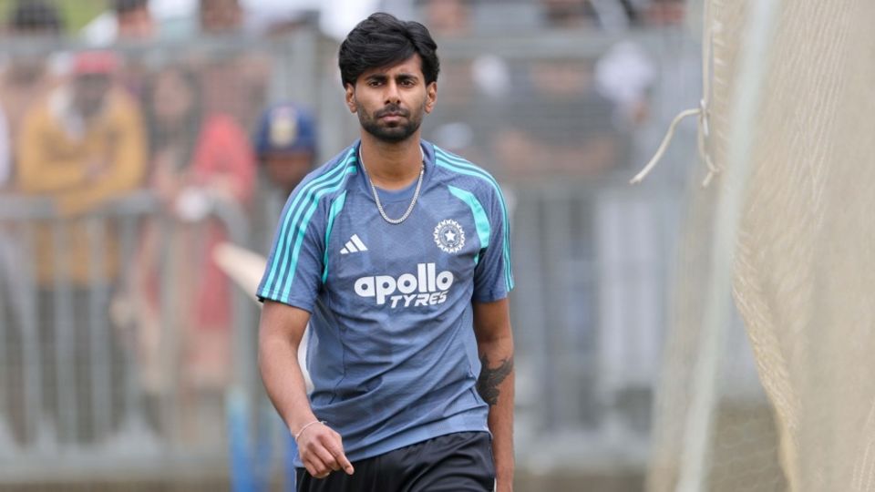 Mayank Yadav replaced Bhuvneshwar Kumar in India's XI