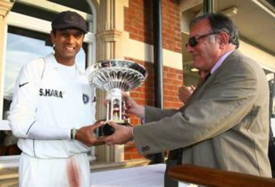 Mansur Ali Khan Pataudi said the IPL governing council failed in its duty