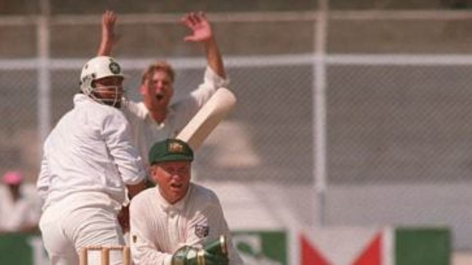 Inzamam-ul-Haq and Pakistan get a lucky escape as Ian Healy misses a crucial stumping 