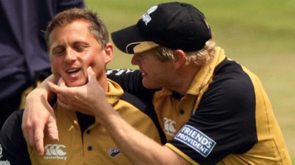 Darren Gough didn't get a wicket, but he did get some love from Matthew Hoggard