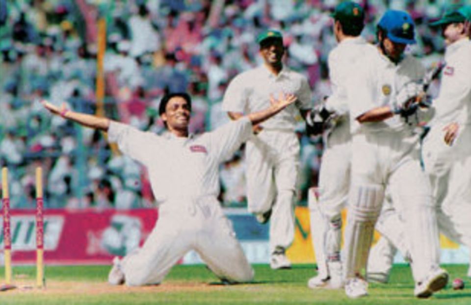 Shoaib: Love me, love my yorkers
