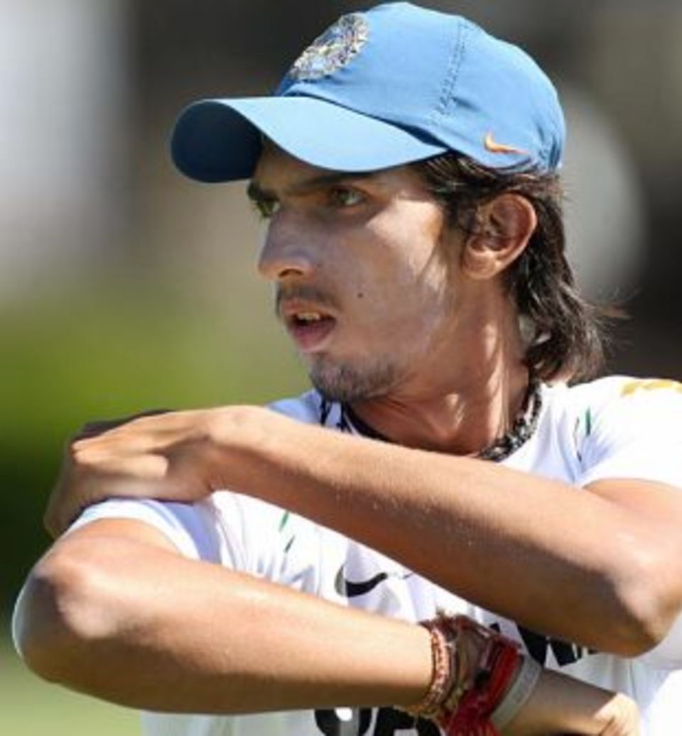 TA Sekhar: "What's the use of him bowling like [Glenn] McGrath? People say cut down pace, concentrate on lengths … no way ..."