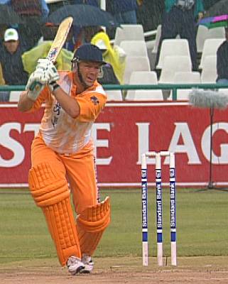 Kosie Venter hits out